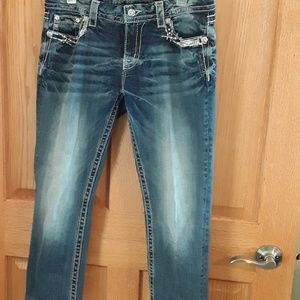 Excellent pair of Miss Me capris